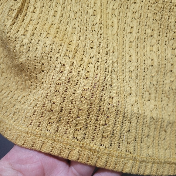 Dynamite Mustard Colored Funnel Neck Sleeveless Top S - Picture 4 of 5